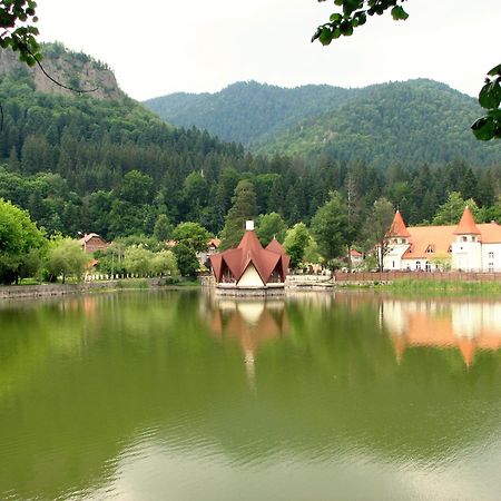 Villa Atriolum BaileTusnad Buitenkant foto