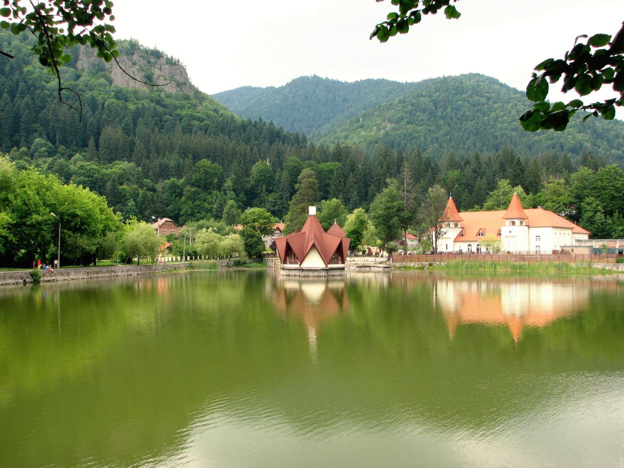 Villa Atriolum BaileTusnad Buitenkant foto